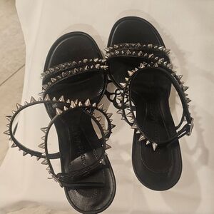 Alexander McQueen Black Leather Spike-Embellished Sandals